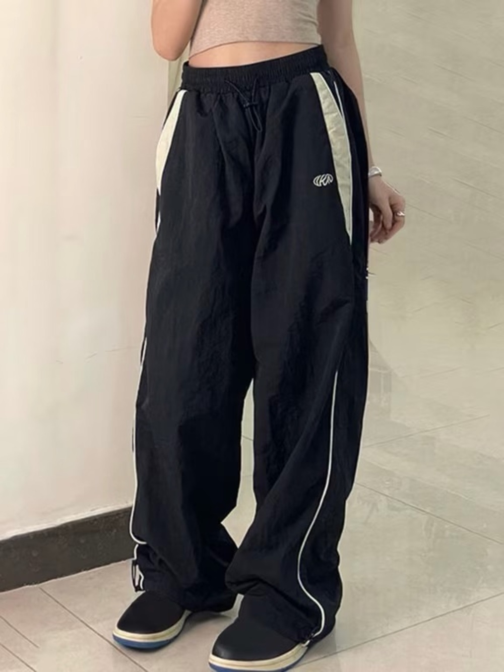 Black White Y2K Wide Leg Track Pants Windbreaker Parachute Joggers M